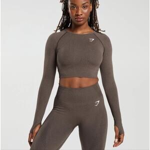 Gymshark Long Sleeve Seamless Crop Top in Brown